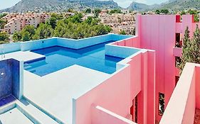Apartment With Communal Pool Muralla Roja 0505